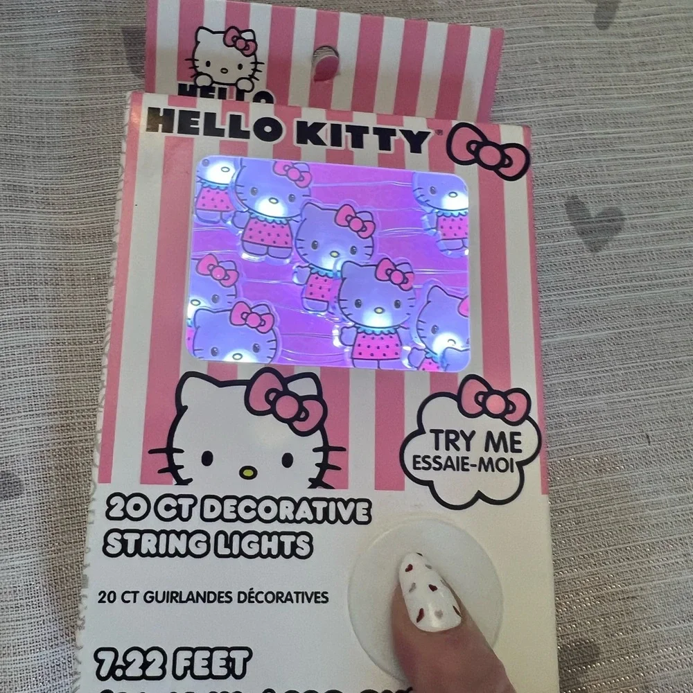 Hello Kitty Pink and White Party Lights